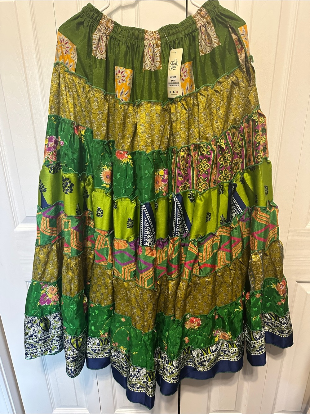 24. Bohemian Tiered Green Patchwork Maxi Skirt With Pockets - Picture 3 of 3